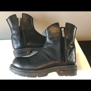 Women’s Harley Davidson black leather boots